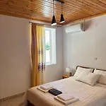 度假居 Azure Horizon Apartment, Kefalonia *