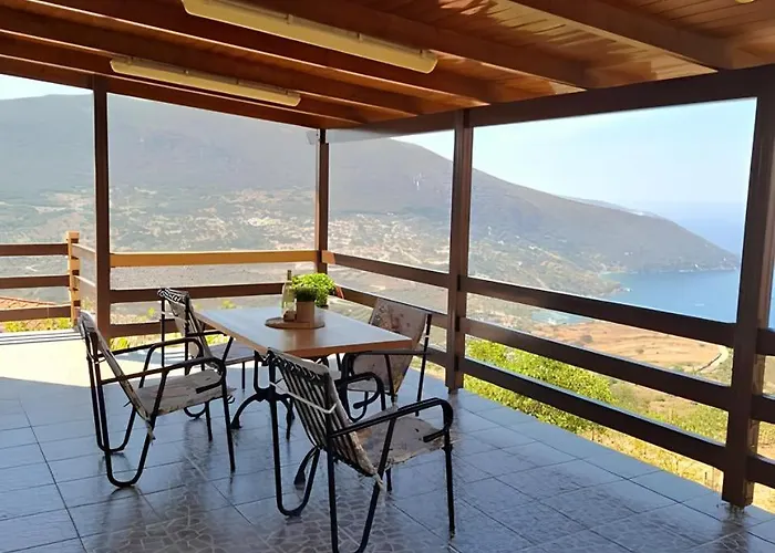 Semesterbostad Azure Horizon Apartment, Kefalonia