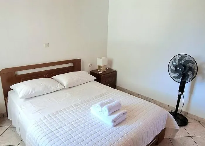 Azure Horizon Apartment, Kefalonia 度假居 Angon